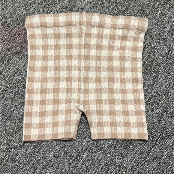 Pippin Ginham Set 12-18 Months Taupe Top Shorts - Picture 8 of 9